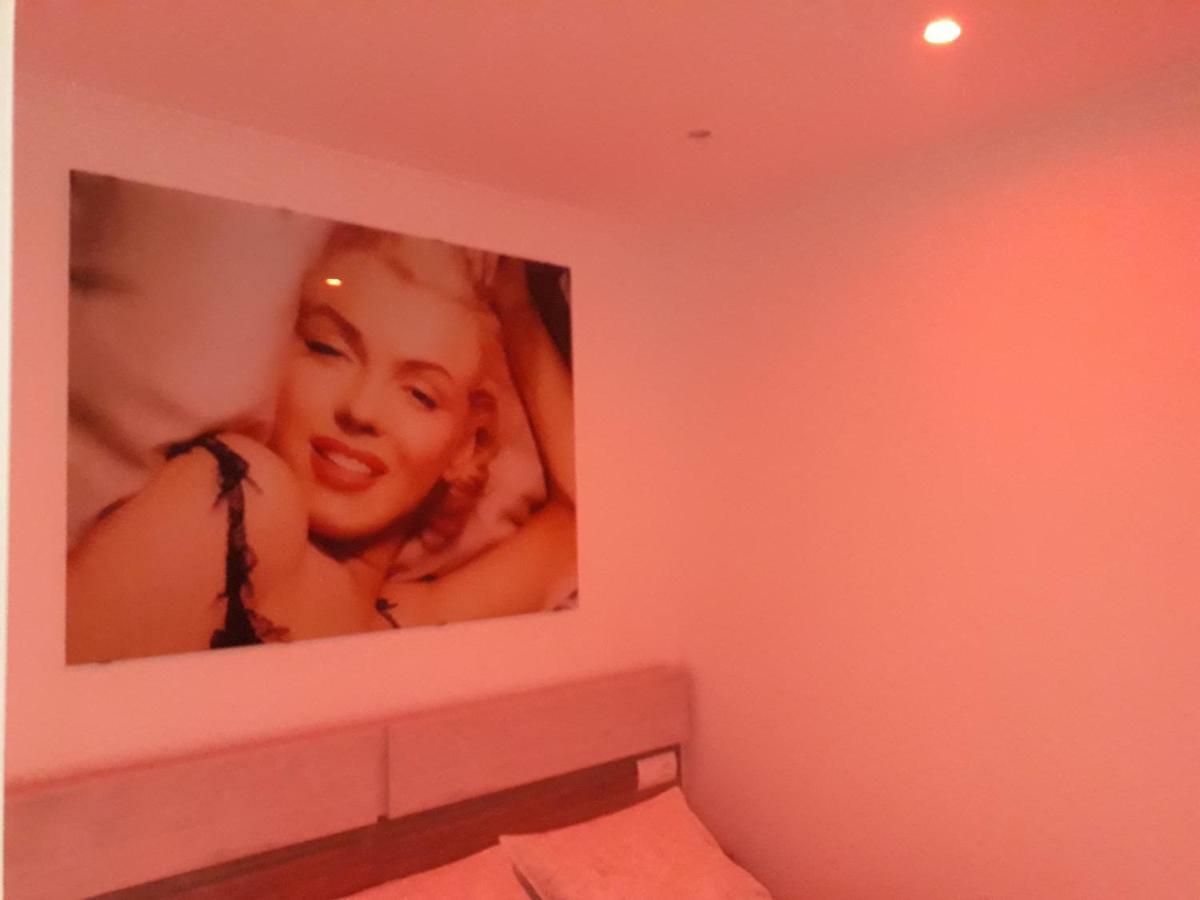 Appartamento Marilyn Roses Esterno foto